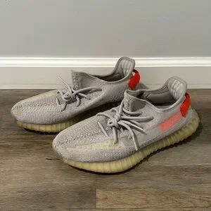 adidas gazelle silver green womens Adidas Yeezy Boost 350 V2 Tail Light main image 1